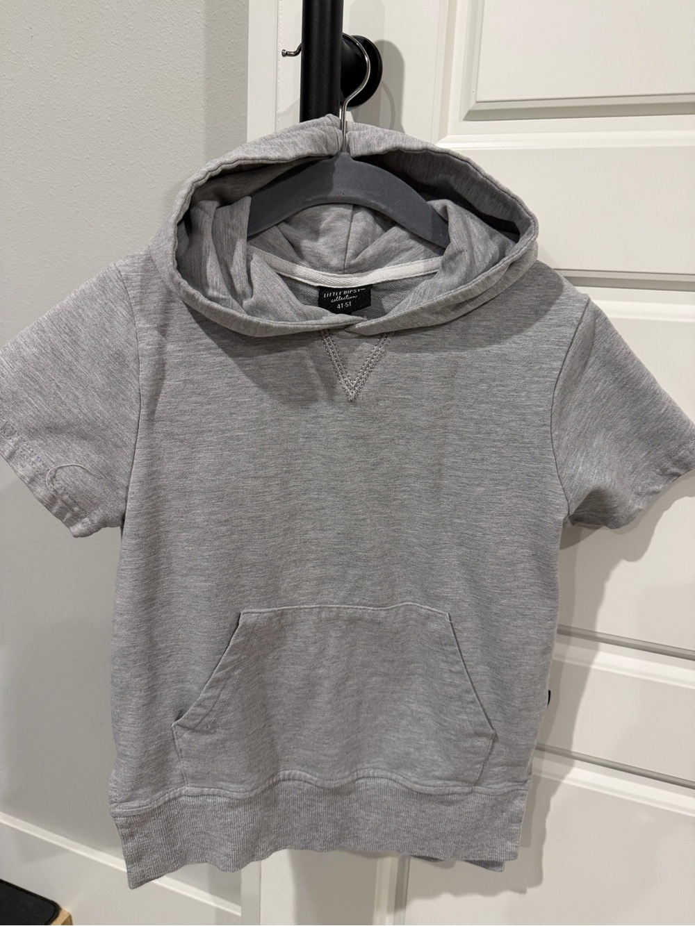 Little Bipsy Short-Sleeve Hooded Tee in Light Gray
